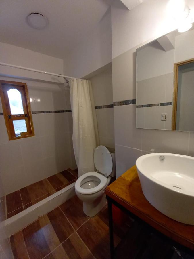 Hostel Comunidad Ушуайя Екстер'єр фото
