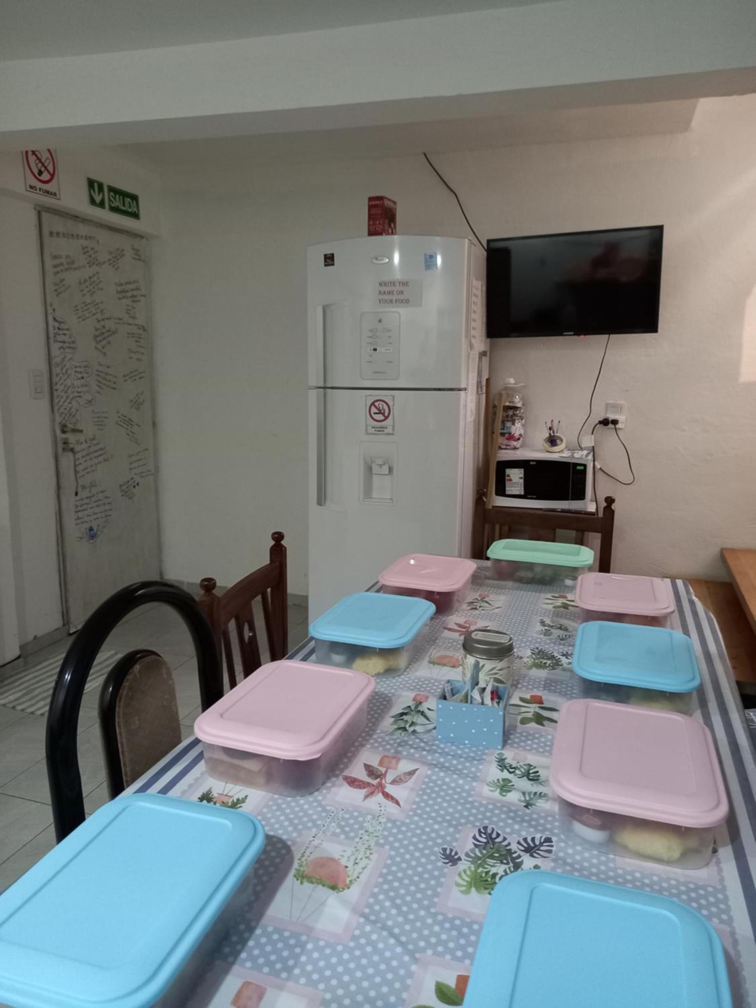 Hostel Comunidad Ушуайя Екстер'єр фото